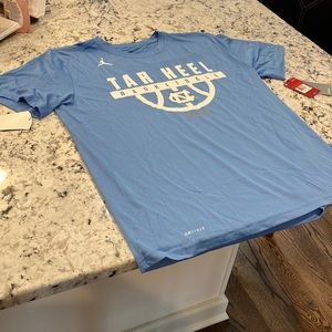 Nike Jordan Dryfit Legend T shirt UNC. Large. NWT